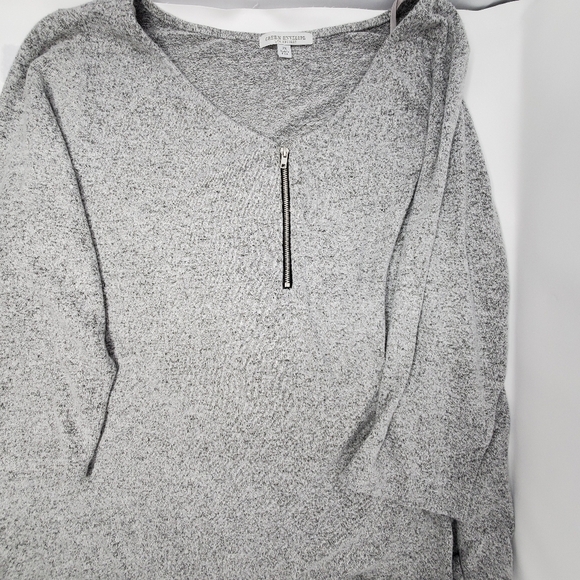 Gray Sweater- Women's- GREEN ENVELOPE- Size 2X - Picture 8 of 9